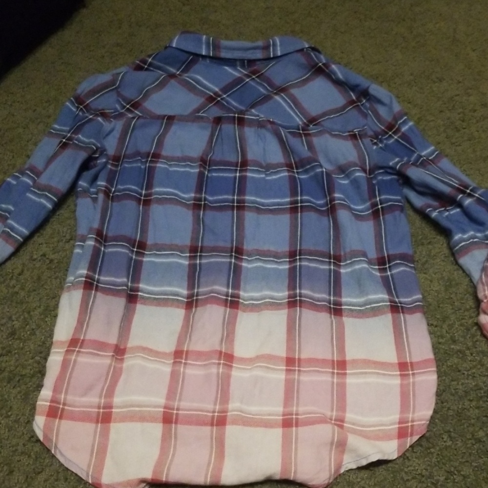 Button up - Picture 5 of 7